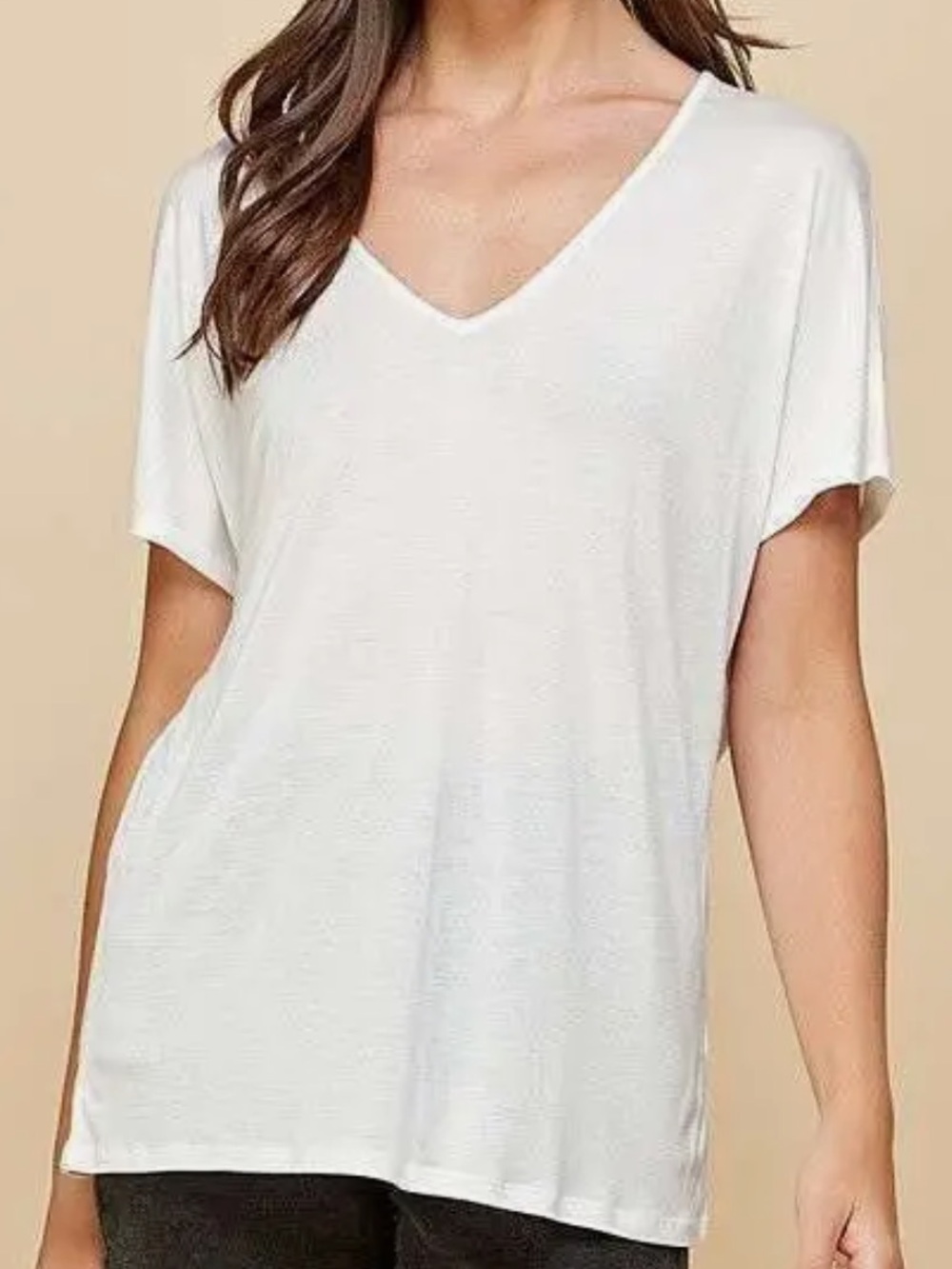 ShopEvelynne White V-Neck Short Sleeve Tee